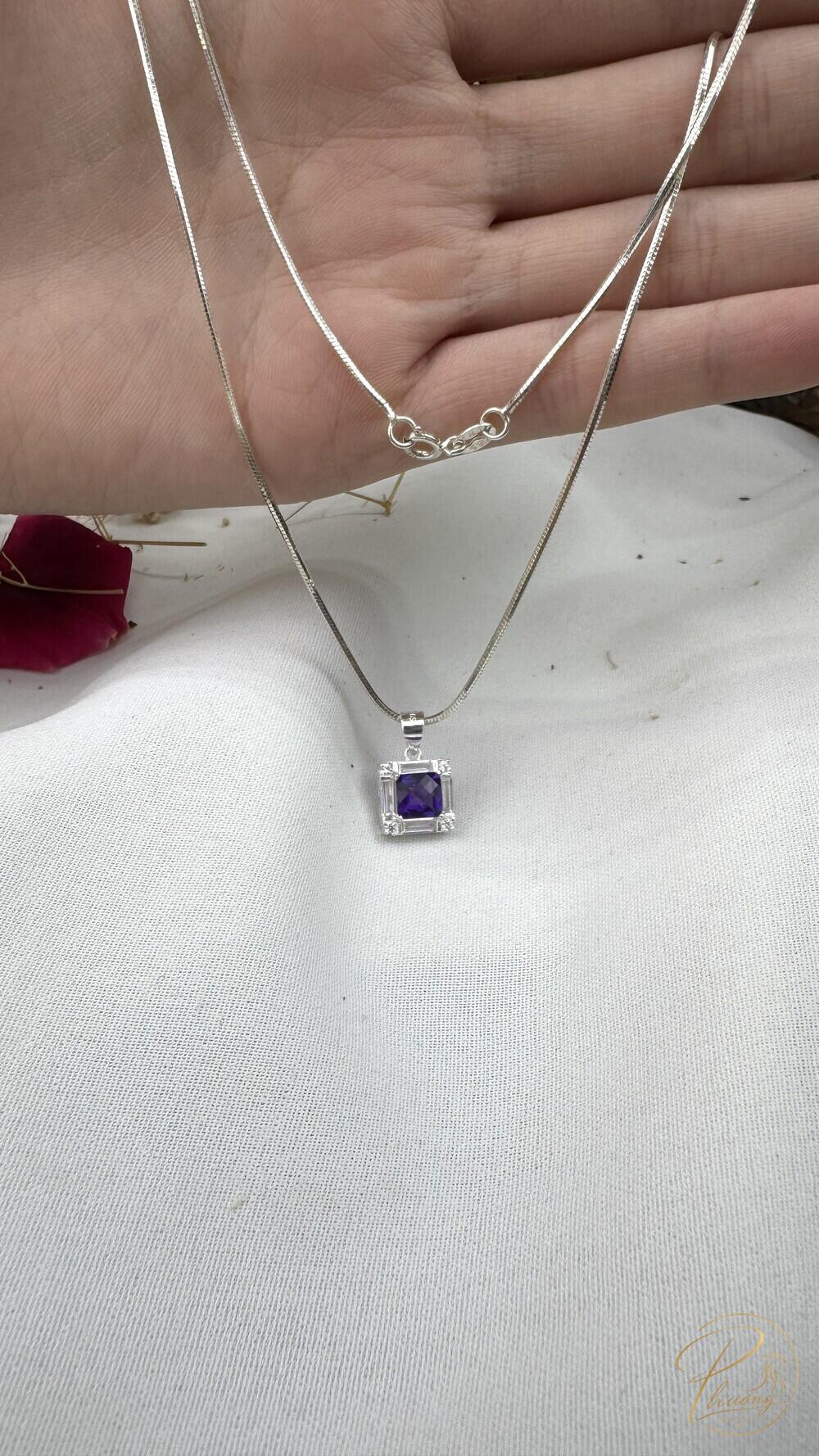 mặt dây chuyền bạc đá amethyst thạch anh tím giác vuông màu tím đậm ánh đỏ